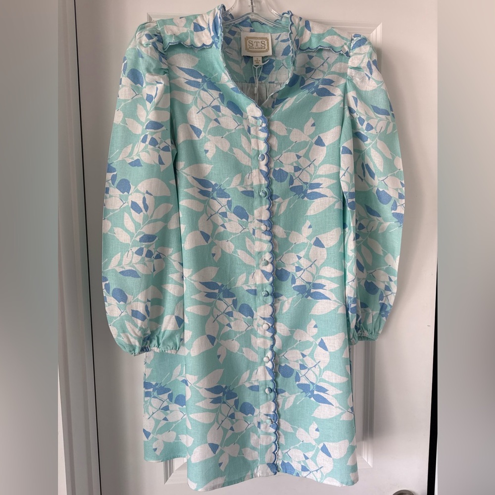 New With Tags Sail To Sable Scalloped Dress in Shadow Leaves, Size Small